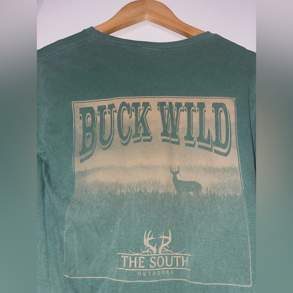 Graphic tee // Men or Women’s // Western // Size small